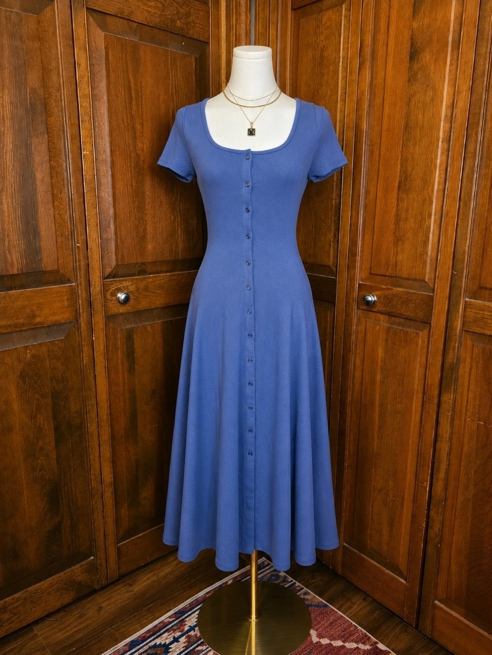 Universal Thread Periwinkle Scoop-Neck Button-Front Midi Dress
